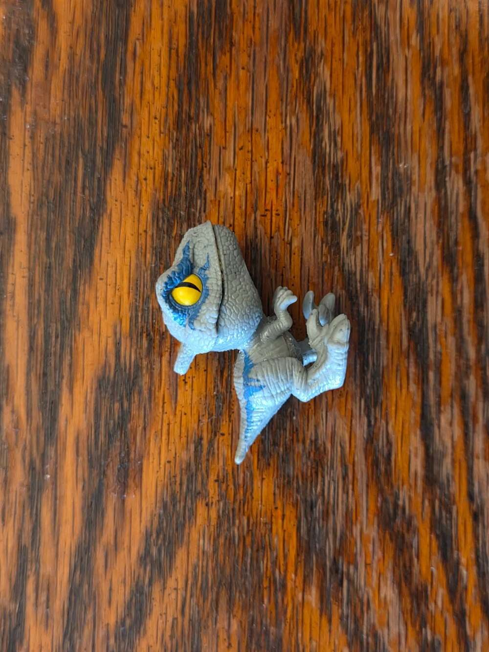 Mattel Jurassic World Velociraptor Blue 3-Piece Dinosaur Figure Set - Picture 2 of 5